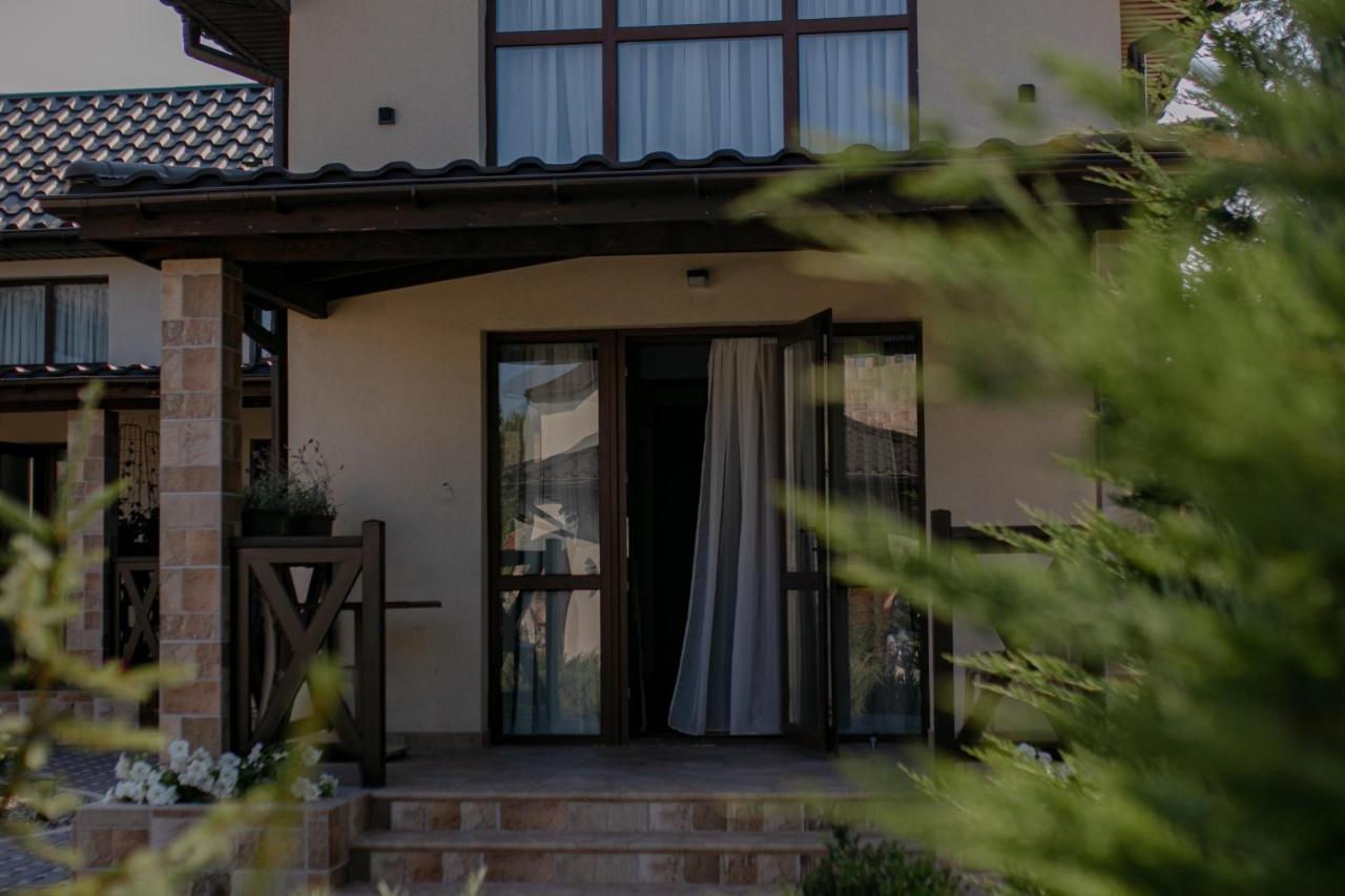 Aparthotel Oasis Family Sanzhiyka